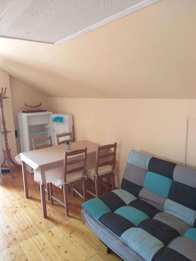 Apartment In Balatonlelle/Balaton 19144 외부 사진